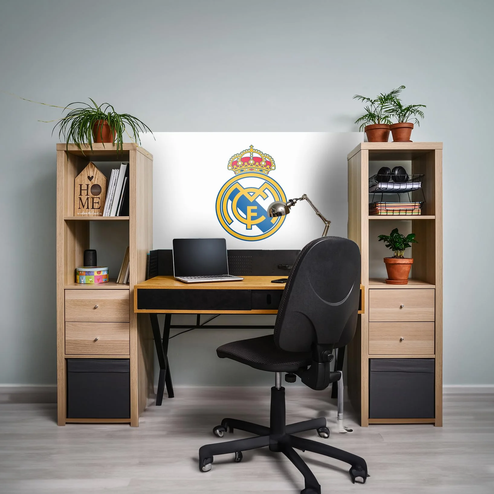 Real Madrid Licencjonowany Dekoracyjny Naklejka Ścienna Winylowa 65x40 cm