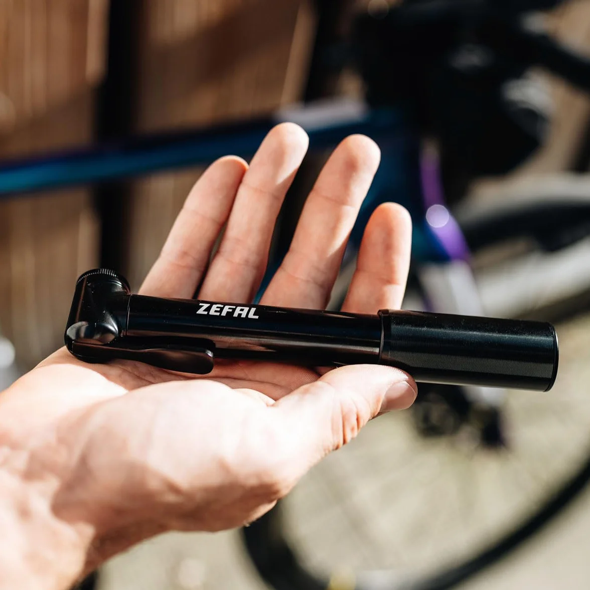 ZEFAL Mini Pompa Bici da Strada Alluminio 7 bar 95g