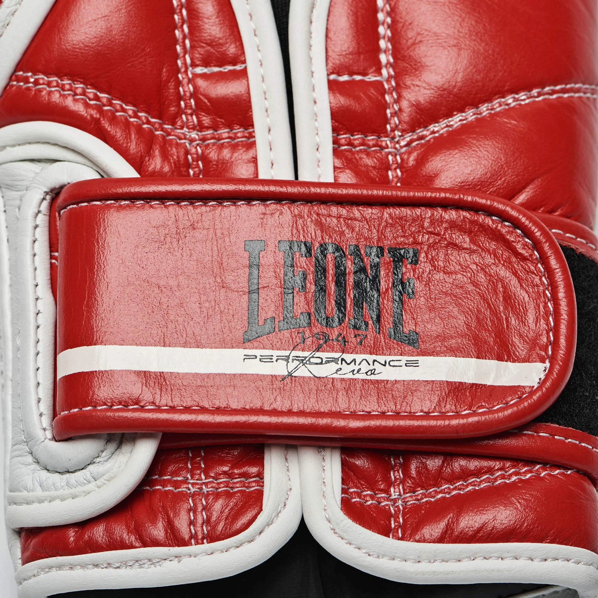 LEONE 1947 GUANTONI Boxe Revo Performance GN110