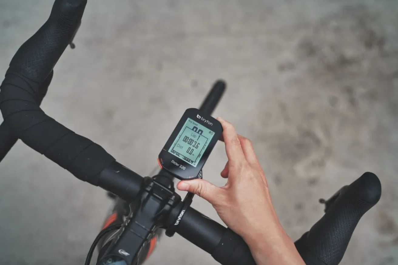 Bryton Rider 320E Ciclo Computer GPS 2.3" Nero