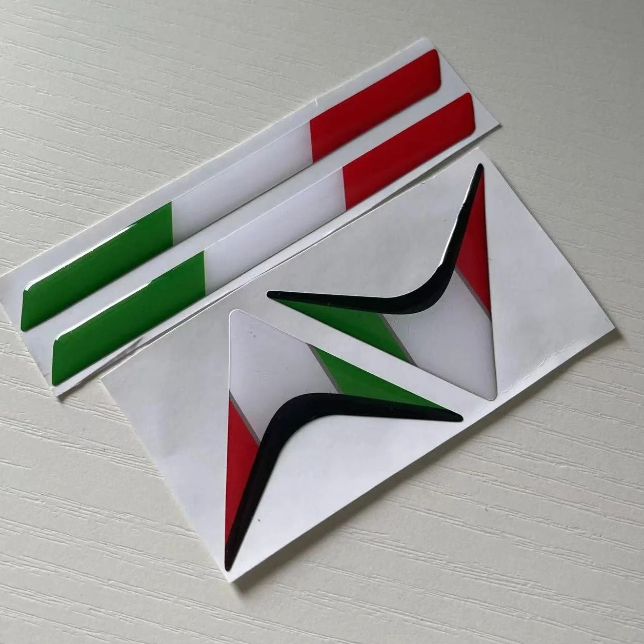 Adesivi bandiera italiana per moto auto casco 4 pezzi