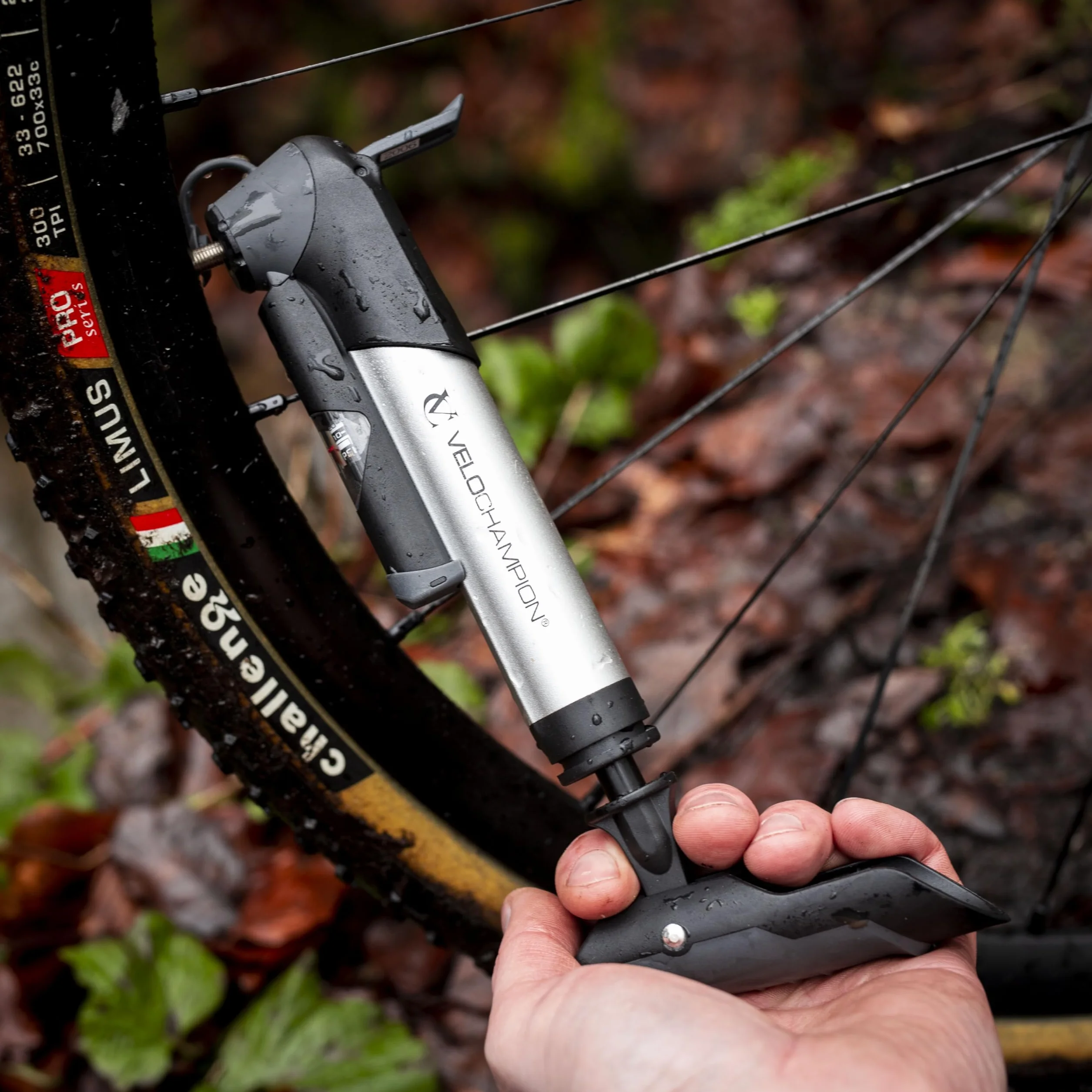 VeloChampion Alloy 9 mini pompa da bici con manometro 120 PSI 8,2 BAR Presta Schrader Dunlop MTB strada e-bike