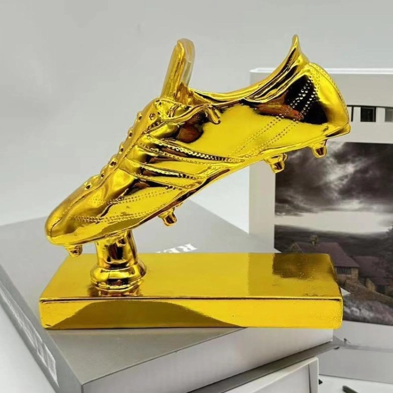 MagiDeal Scultura Trofeo Scarpa d'Oro Calcio, Statuetta in Resina, Artigianato Scarpe da Collezione
