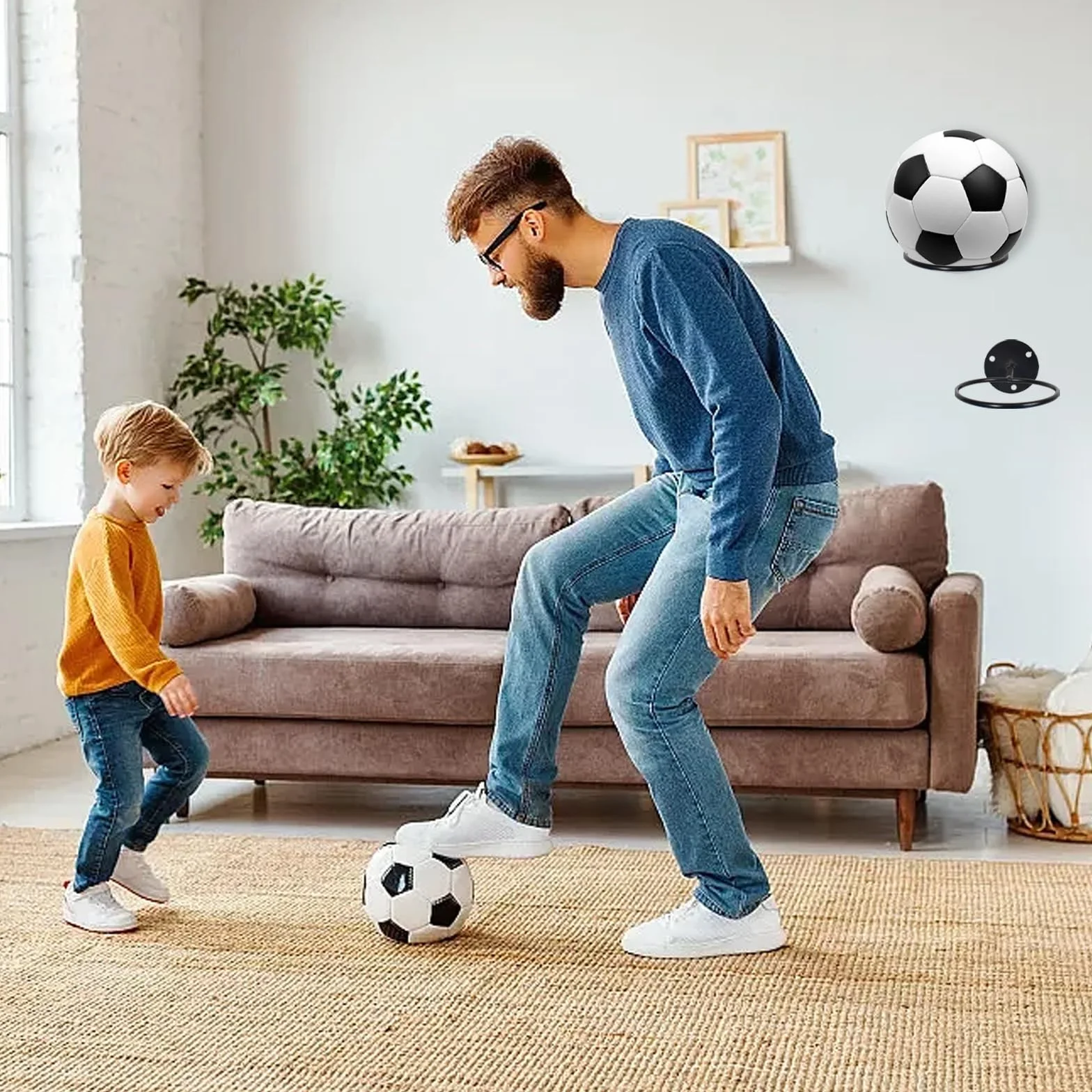 Supporto da Parete per Pallacanestro, Pallone da Calcio, Pallavolo, Rugby in Metallo Nero