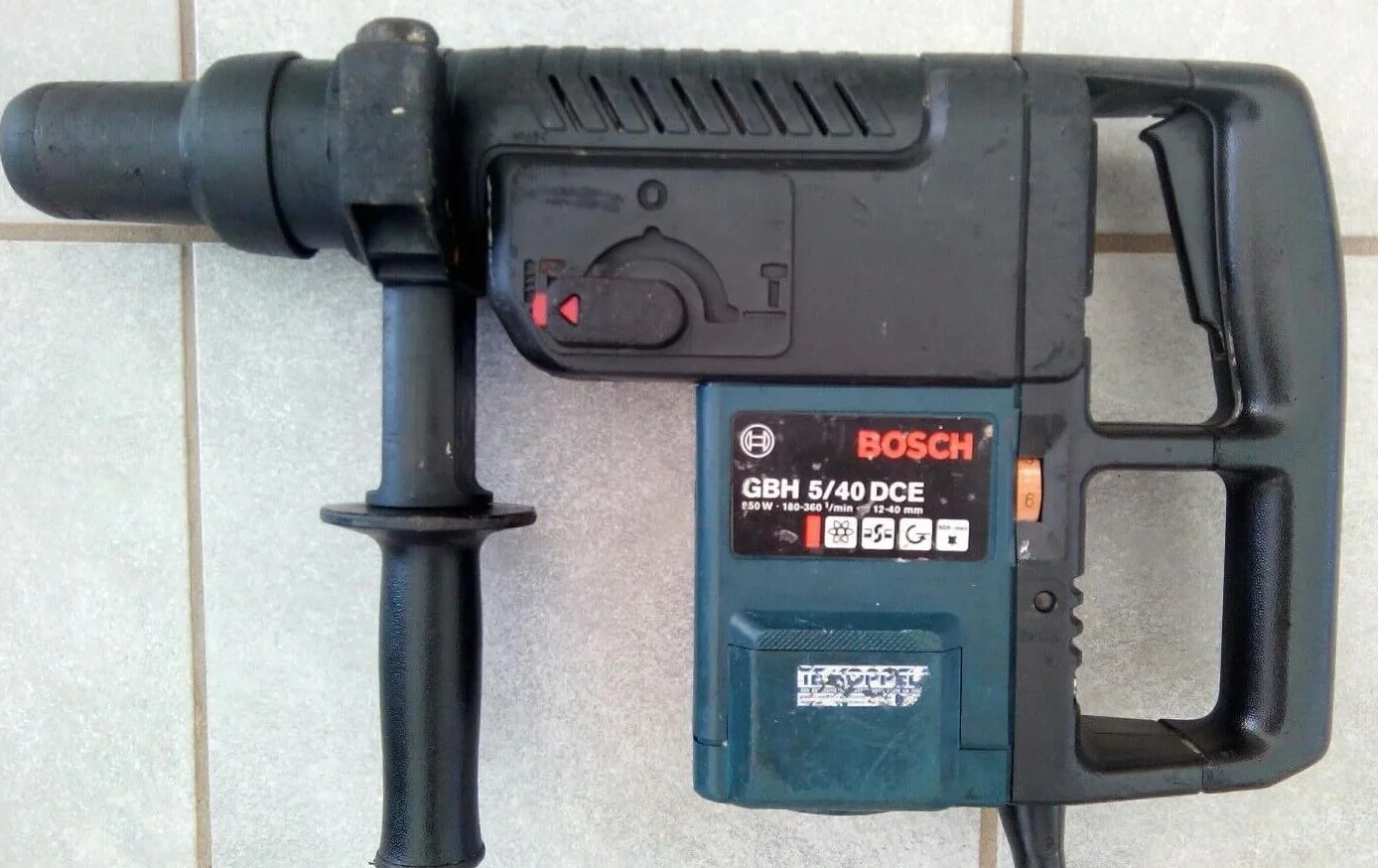 Biella per Bosch GBH 5 DCE, 5/40, 38, GSH 5 CE, PBH 380, compatibile con/sostituzione per: Würth BMH 40E, 40SE, Spit 355, 455, 112166 EVS, 11227E, 11219, 112220, 11230 1124444 E, 1122 32, 11233 EVS