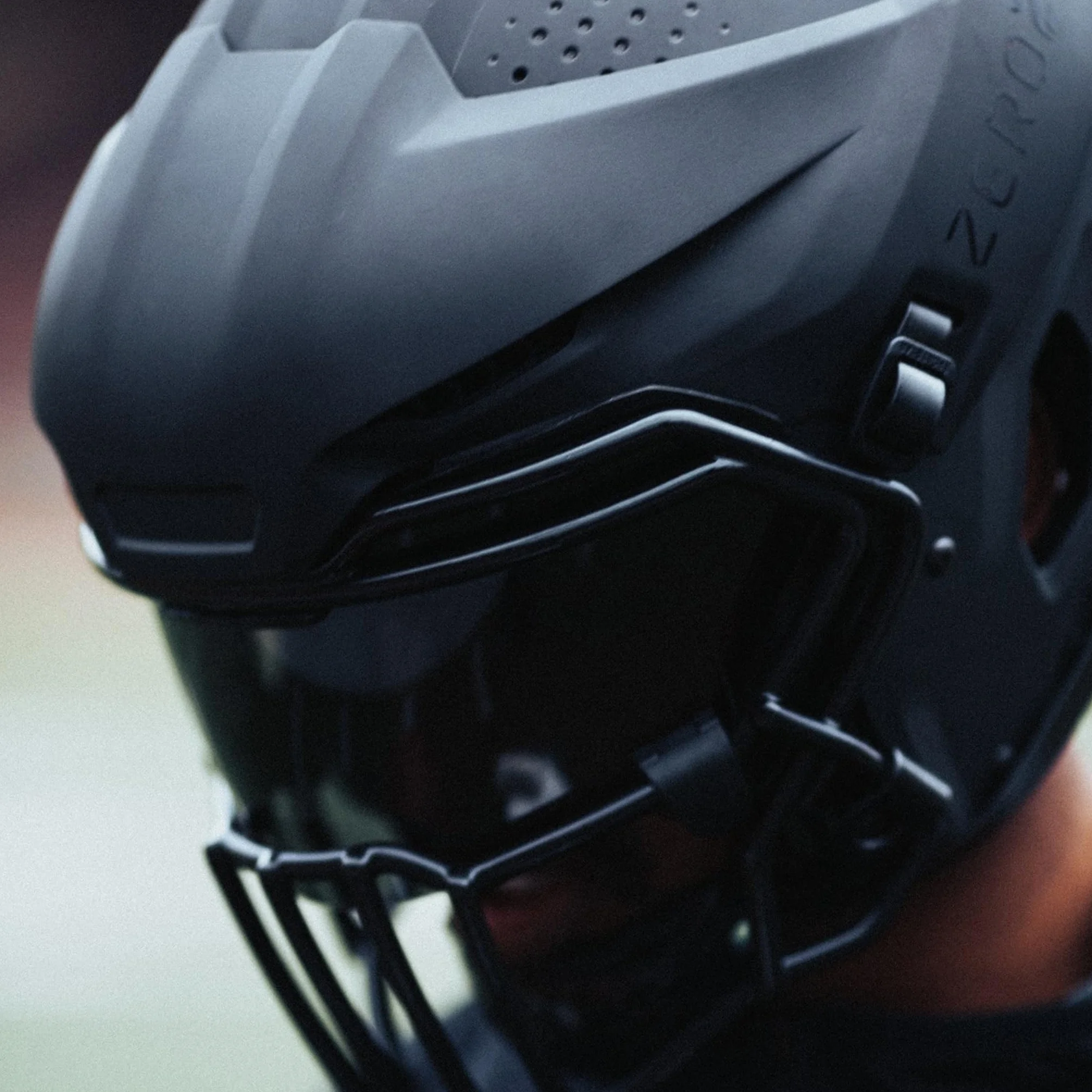 VICIS ZERO2 Trench Casco da Calcio Unisex Adulto